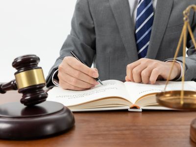 The Things You Should Consider Before Taking Your Personal Injury Case to Trial